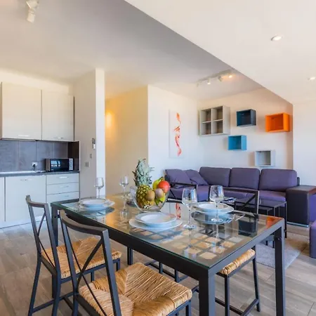 Sea-view Retreat 2 Апартаменты *