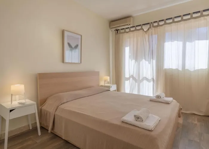 Daire Sea-view Retreat 2 *